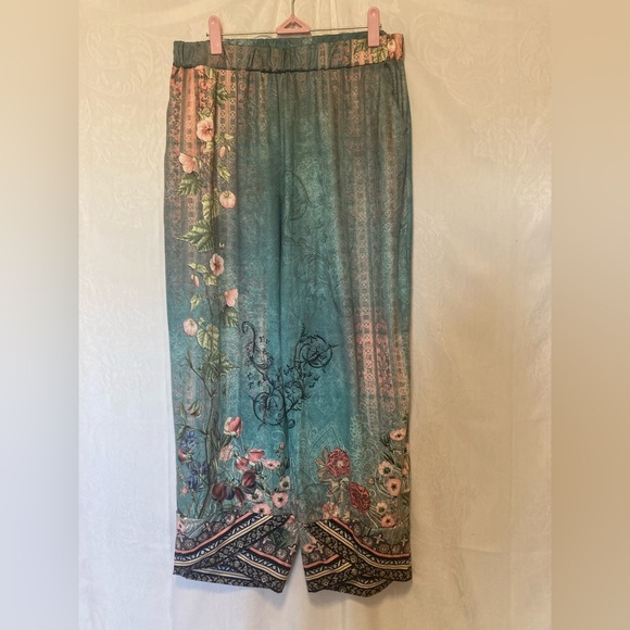 Pants - Womens XL Art Deco Inspired Floral Lounge Pants